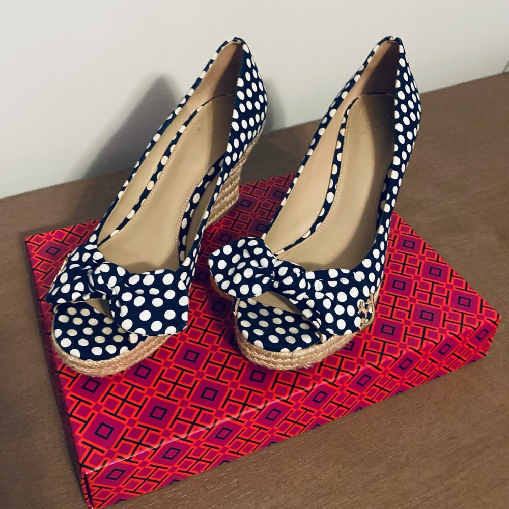 Tory Burch Navy Sea, New Ivory Nautical Polka Dots Espadrille Wedge Pumps - Picture 2 of 15